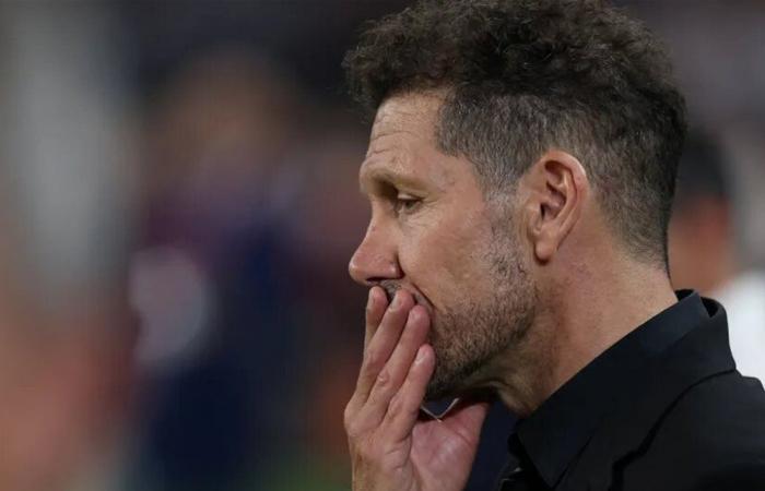 سيميوني بحزن: برشلونة أحد أسباب خسارة نهائي الكأس