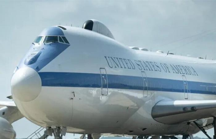 اعتقال شاب صيني في مطار نيويورك بعد تصوير منشآت عسكرية حساسة