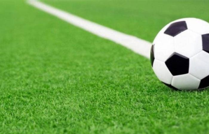 قرب مقرّ فريقه... لاعب كرة قدم تعرّض لطعنة بسكين وهذا وضعه الصحيّ