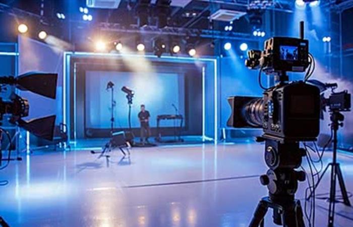 "قلبي كان حاسس بيكي"... رسالة مؤثرة من إعلامية قديرة لشيرين عبد الوهاب!