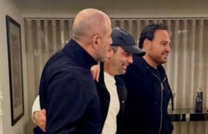 "رح اشتقلك يا رفيق العمر".. الموت يؤلم الفنان عاصي الحلاني (صورة)