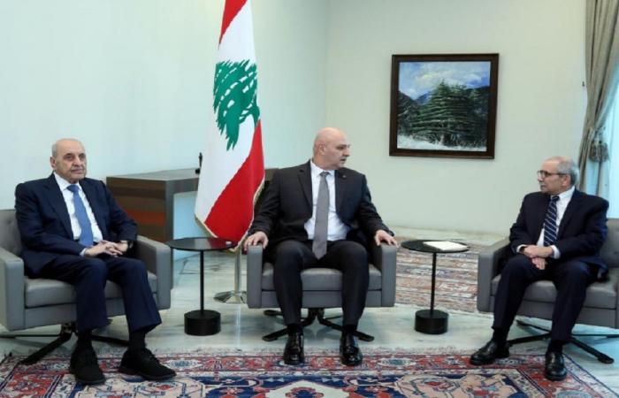 اجتماع “رئاسي” لاعتماد مقاربة موحدة للمفاوضات