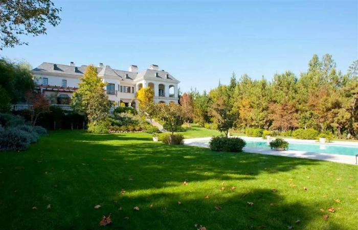 في هذا المكان قضى مايكل جاكسون أيامه الأخيرة.. شاهدوا الصور!