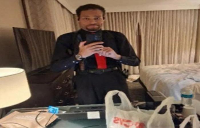 صورة للمشتبه به بمحاولة اغتيال ترامب توثّق الأسلحة بحوزته