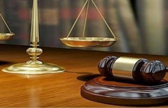 مصممة أزياء شهيرة تتقدّم بدعوى ضد زوجها الممثل المعروف!