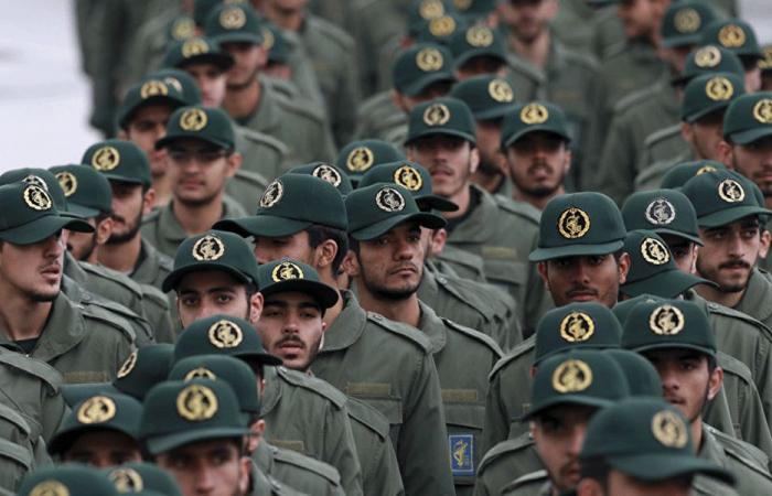 الحرس الثوري: 25 سفينة عبرت مضيق هرمز بتصريح من إيران