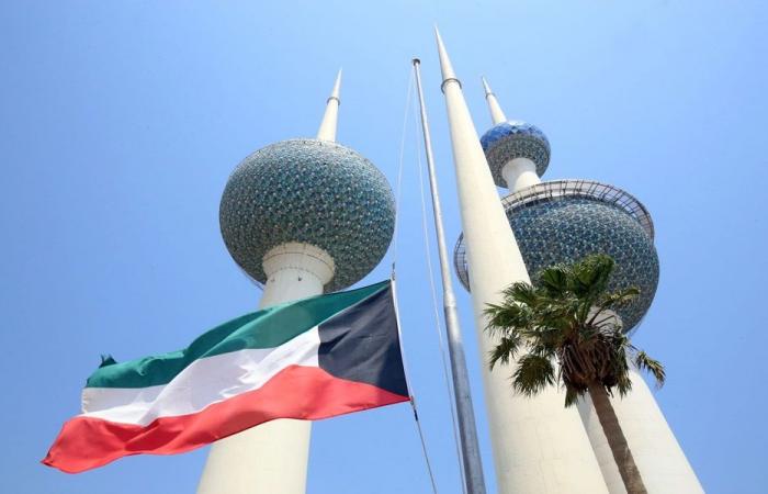 الجيش الكويتي يتصدى لهجمات صاروخية وطائرات مسيرة