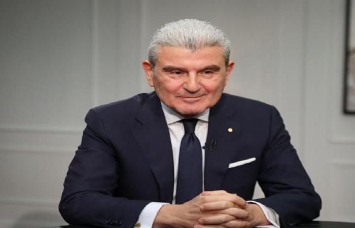 عيسى الخوري ينفي انسحابه من جلسة مجلس الوزراء