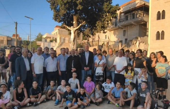 بالفيديو: وقفة اعتراضية سلمية لأهالي عين إبل