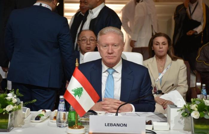 يوسف رجيّ.. دبلوماسية الصمت في مواجهة الضجيج