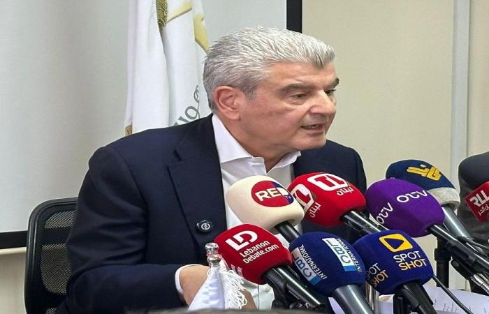 عيسى الخوري يحدّد سعر طن الإسمنت الأسود