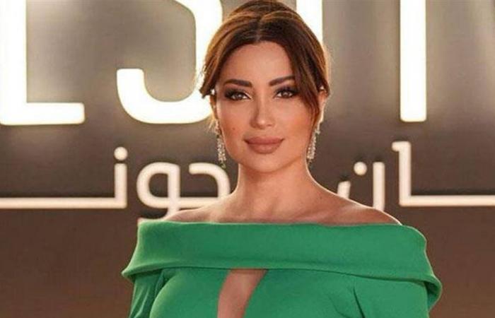 ببيكيني أحمر وتسريحة مبللة.. أول إطلالة لنسرين طافش بعد إعلان طلاقها رسميًا (صور)