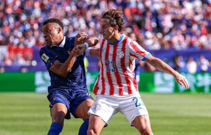 بسبب سلوكهم أمام فرنسا... إنتقادات تطال لاعبي منتخب الباراغواي