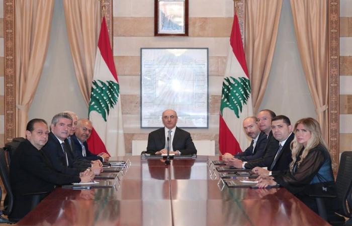 أوضاع النازحين وتعزيز التنسيق الميداني على طاولة الحجار