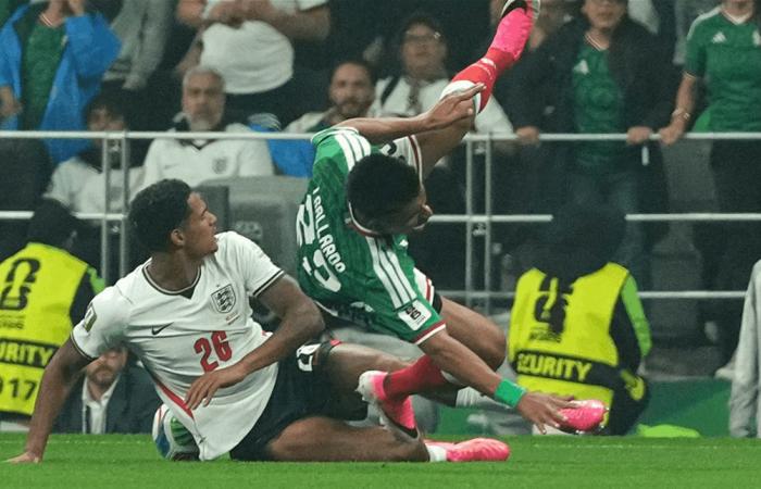 ضربة لإنكلترا قبل ربع النهائي.. إيقاف لاعب لمباراتين