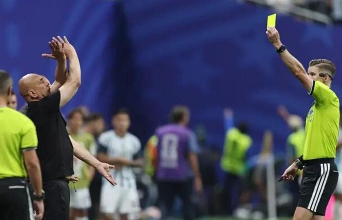 هل تم استبعاد حكم مباراة مصر والأرجنتين من كأس العالم؟