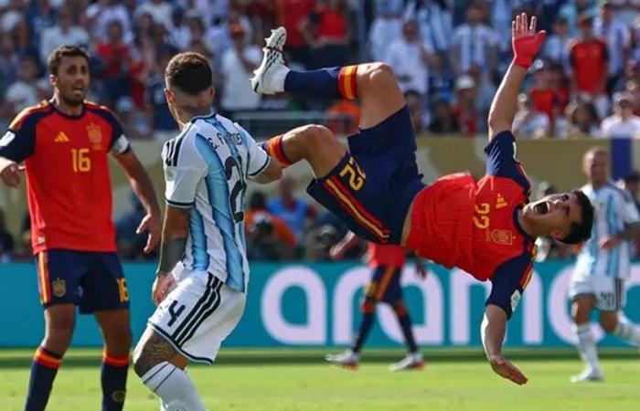 عريضة بملايين التوقيعات تطالب بمنع الأرجنتين من كأس العالم مدى الحياة