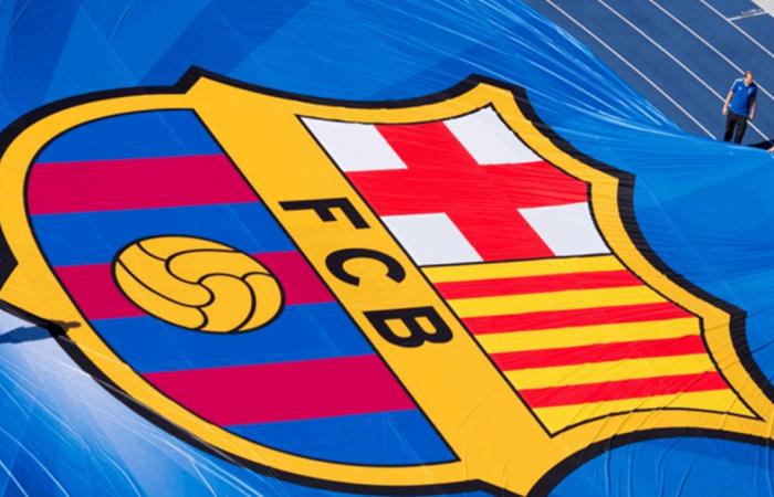 ما هو مرض رئيس "برشلونة" الذي منعه من مرافقة فريقة إلى إنكلترا؟