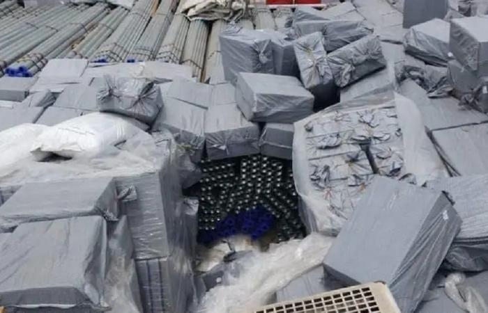 خفر السواحل اليمني يضبط سفينة تجارية مشبوهة في باب المندب