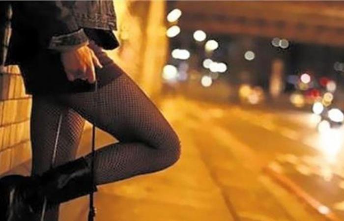 في عملية أمنية واسعة.. توقيف عشرات العاملات في الدعارة وزبائنهن!