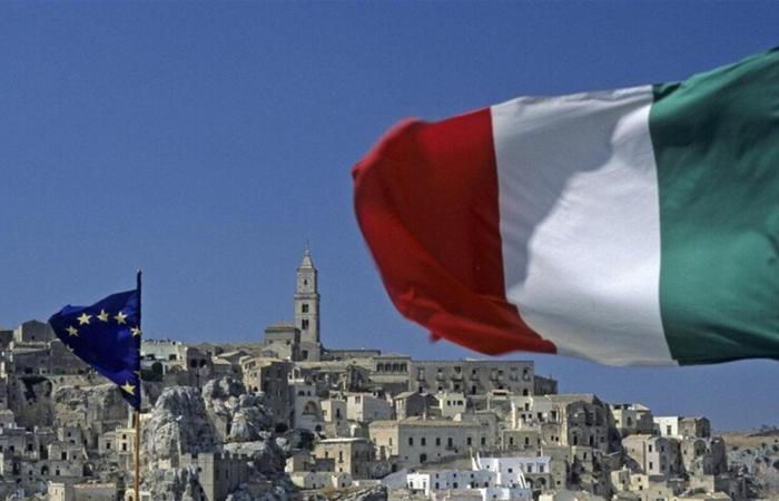 "إنذار أحمر"... إيطاليا تُحذّر سكان مدنها الكبرى من موجة الحرّ