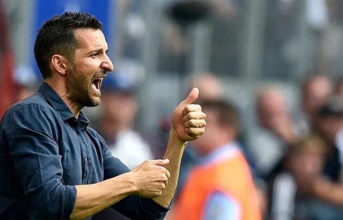 الهلال السوداني يعلن التعاقد مع المدرب الألماني جوزيف زينباو