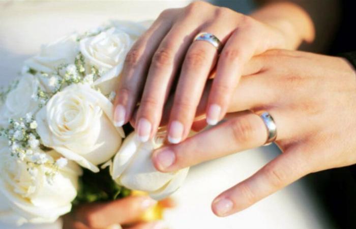 بالصور والفيديو.. إعلامية لبنانية تحتفل بزفاف نجلها