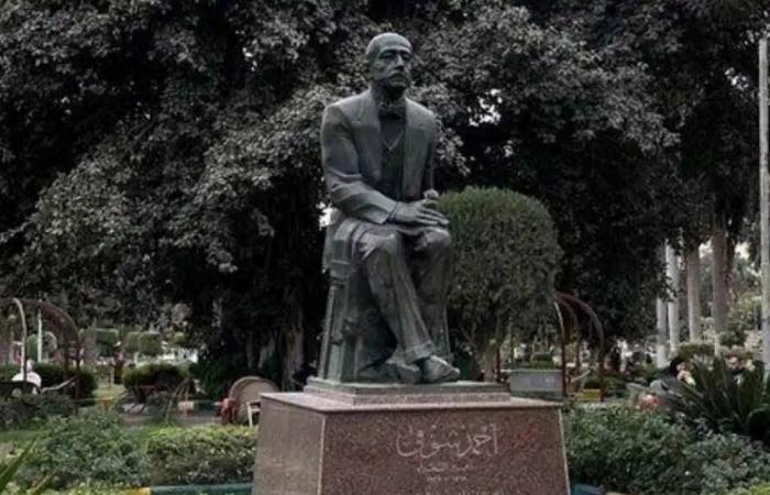 تشويه أم تكريم؟.. تمثال "أمير الشعراء" يغضب الشارع المصري