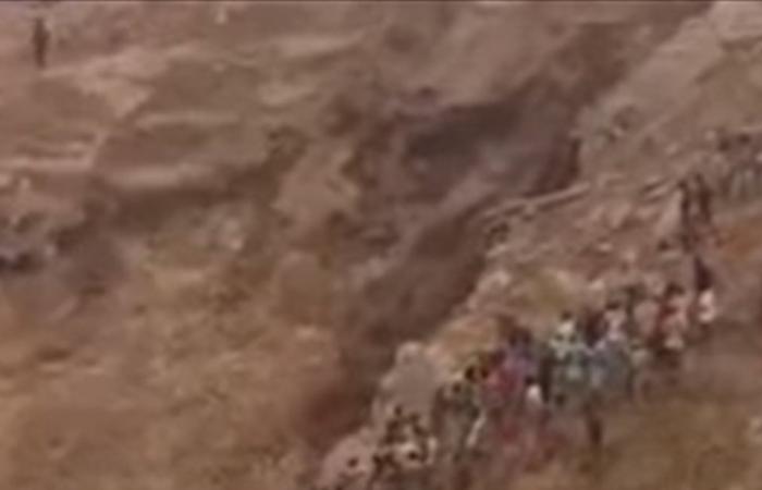 فيديو مُرعب... عشرات الضحايا جراء إنهيار أرضيّ في الكاميرون