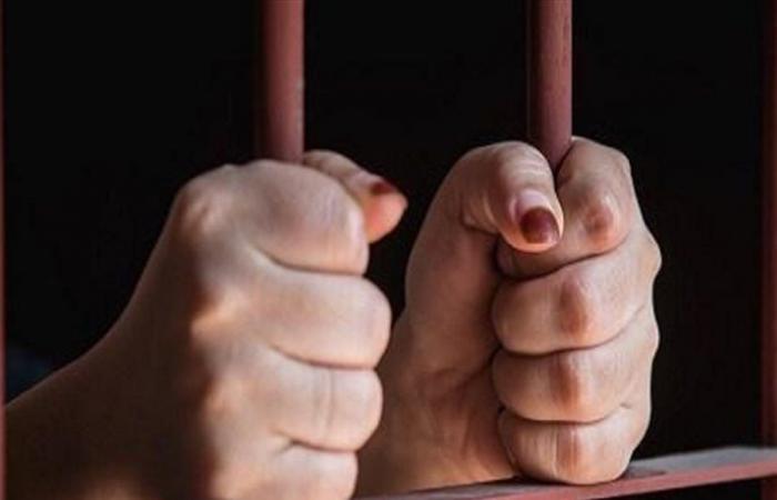 إبنة فنانة شهيرة جدّاً تُواجه عقوبة بالسجن المؤبّد