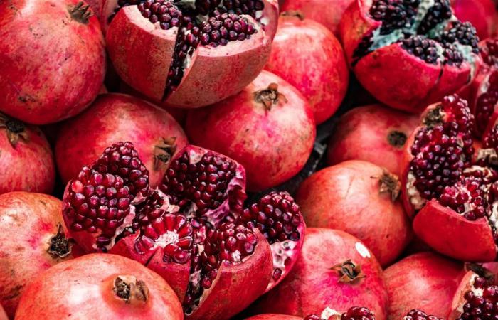 الرمان يخفي سراً للقلب.. دراسة تكشف تأثيراً لافتاً