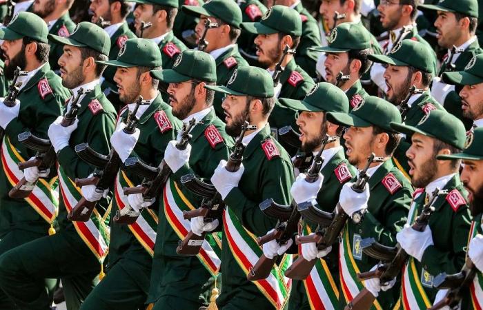 الحرس الثوريّ: سنتجاوز الحرب الاقتصاديّة الأميركيّة قريبًا!