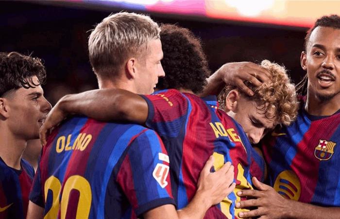 طرد أمام أتلتيكو يحرم برشلونة من لاعبه في دوري ابطال اوروبا