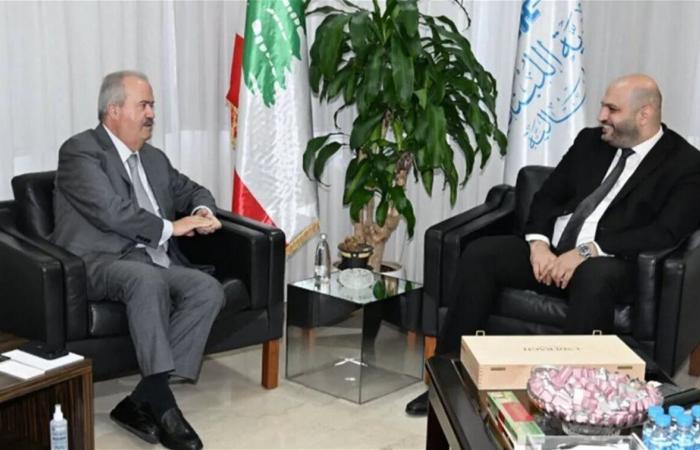 جابر بحث مع ناصر الدين في تأمين الاعتمادات والنفقات المرتبطة بالقطاع الصحي