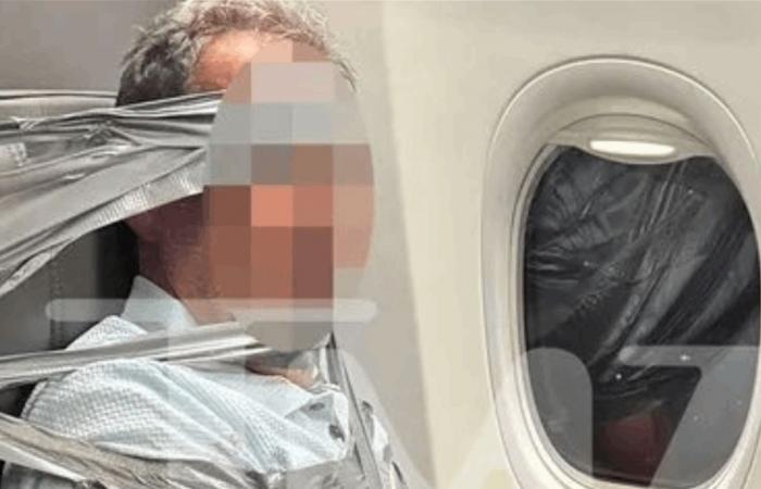 تقييد راكب بشريط لاصق بعد فوضى على متن رحلة إلى نيوآرك