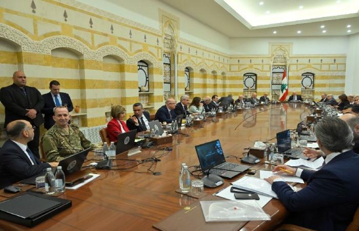 واشنطن تعيد تحريك التفاوض وتضع الحكومة أمام اختبار الخدمات