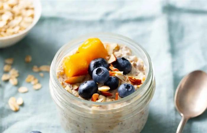 7 أطعمة تدعم البكتيريا النافعة وصحة الأمعاء