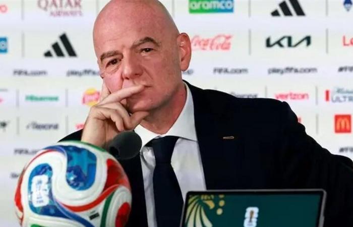 الاتحاد الفرنسي يتجه لسحب دعمه لإنفانتينو قبل انتخابات الفيفا