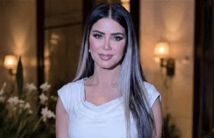إيناس عز الدين تتخذ إجراءات قانونية ضد متابع بعد تحرشه بها لفظيًا