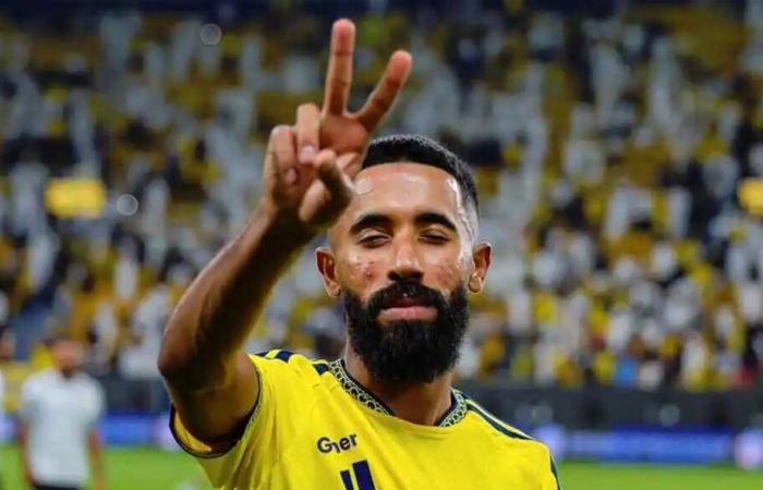 النصر السعودي يسرّع مفاوضات تجديد عقد نواف بوشل
