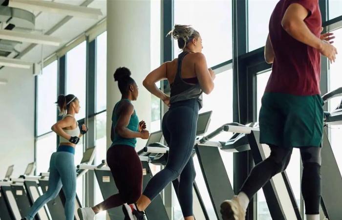 المشي 20 دقيقة يضاعف أصوات الأمعاء مؤقتًا.. دراسة تكشف استجابة سريعة
