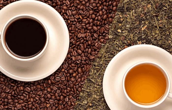 أيهما يرتبط بكثافة أعلى لعظام النساء.. الشاي أم القهوة؟