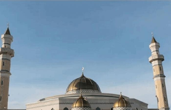 أثناء إلقائه الخطبة.. وفاة إمام مسجد بعد تعرّضه لوعكة مفاجئة