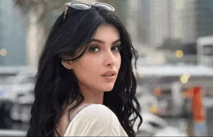 فنانة سورية تكشف: غادرت منزل أهلي في الـ19 من أجل التمثيل وسامحت والدي