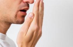 علماء يجدون "علاجات محتملة" لرائحة الفم الكريهة