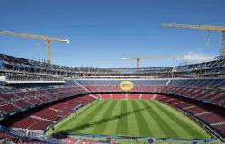 حادث في "كامب نو".. برشلونة يعلن وفاة عامل خلال أعمال التجديد