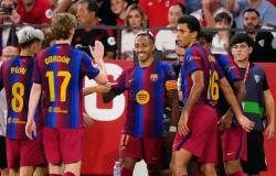 برشلونة يواصل انتصاراته وسط ديون تقارب 2.6 مليار يورو