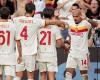 روما يهزم تورينو بثنائية وينفرد بصدارة الدوري الإيطالي